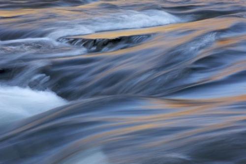 Water;waterway;Rivers;Brook;Stream;Boulder;flow;Blue;Little River Canyon National Preserve;Abstract;Movement;Rock;Stone;Reflection;Fort Payne;River Bed;Creek;Alabama;Patterns;Reflections;River;Little River Falls;Rock Formations;Rocks;Stones;Abstractions;Textures;Gray;Shapes;Riverbed;White